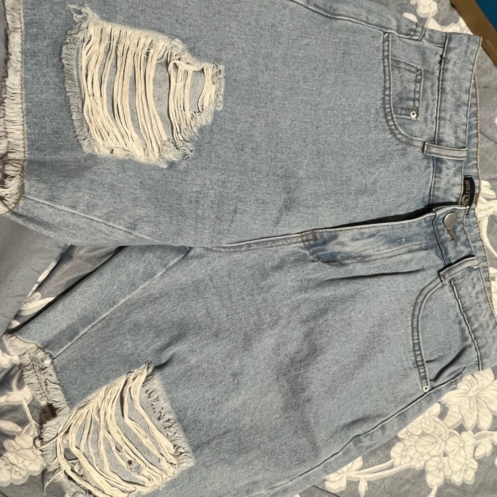 Hollywood boutique Bermuda shorts